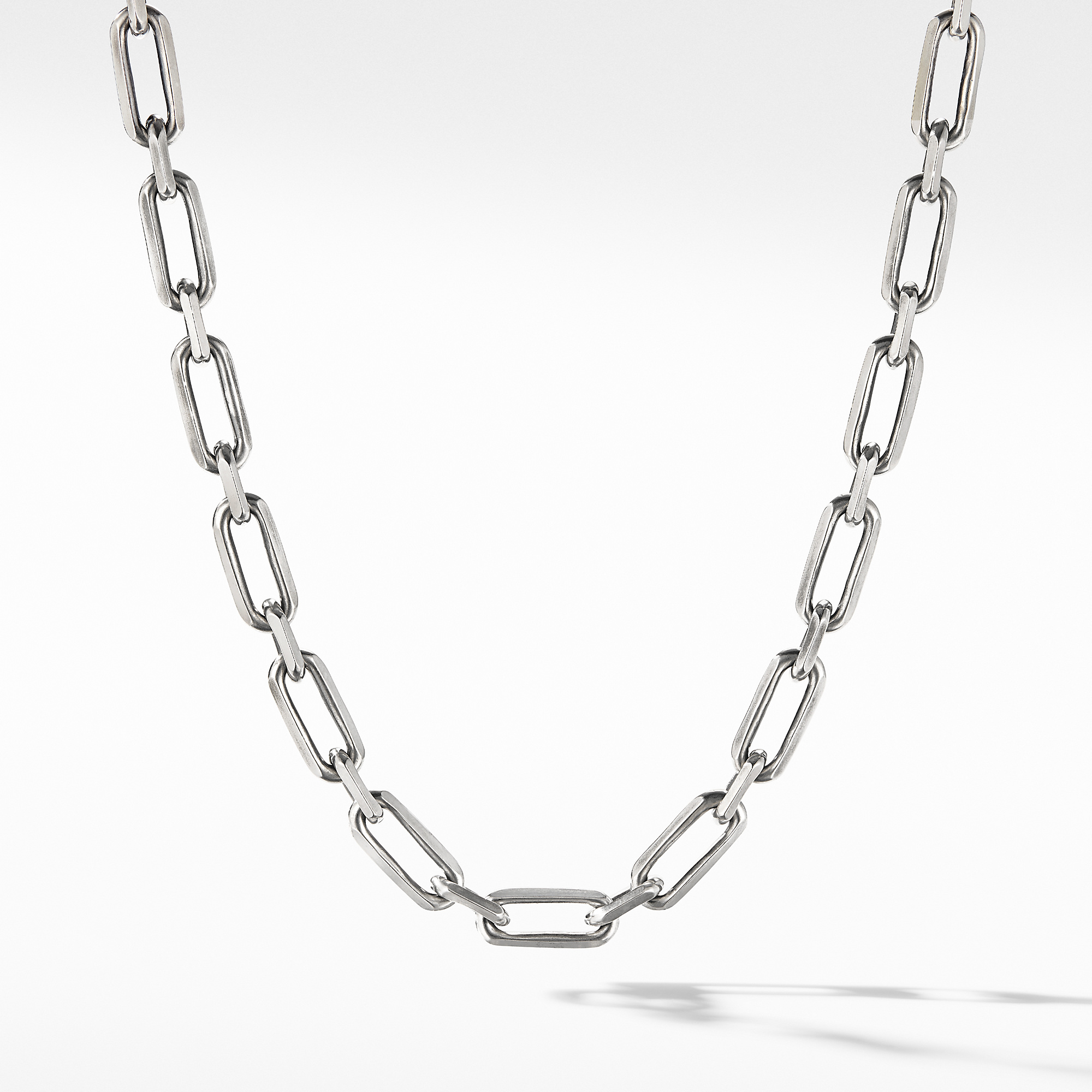 Elongated Open Chain Link Necklace in Sterling Silver, 8.5mm Elongated Open Chain Link Necklace in Sterling Silver, 8.5mm