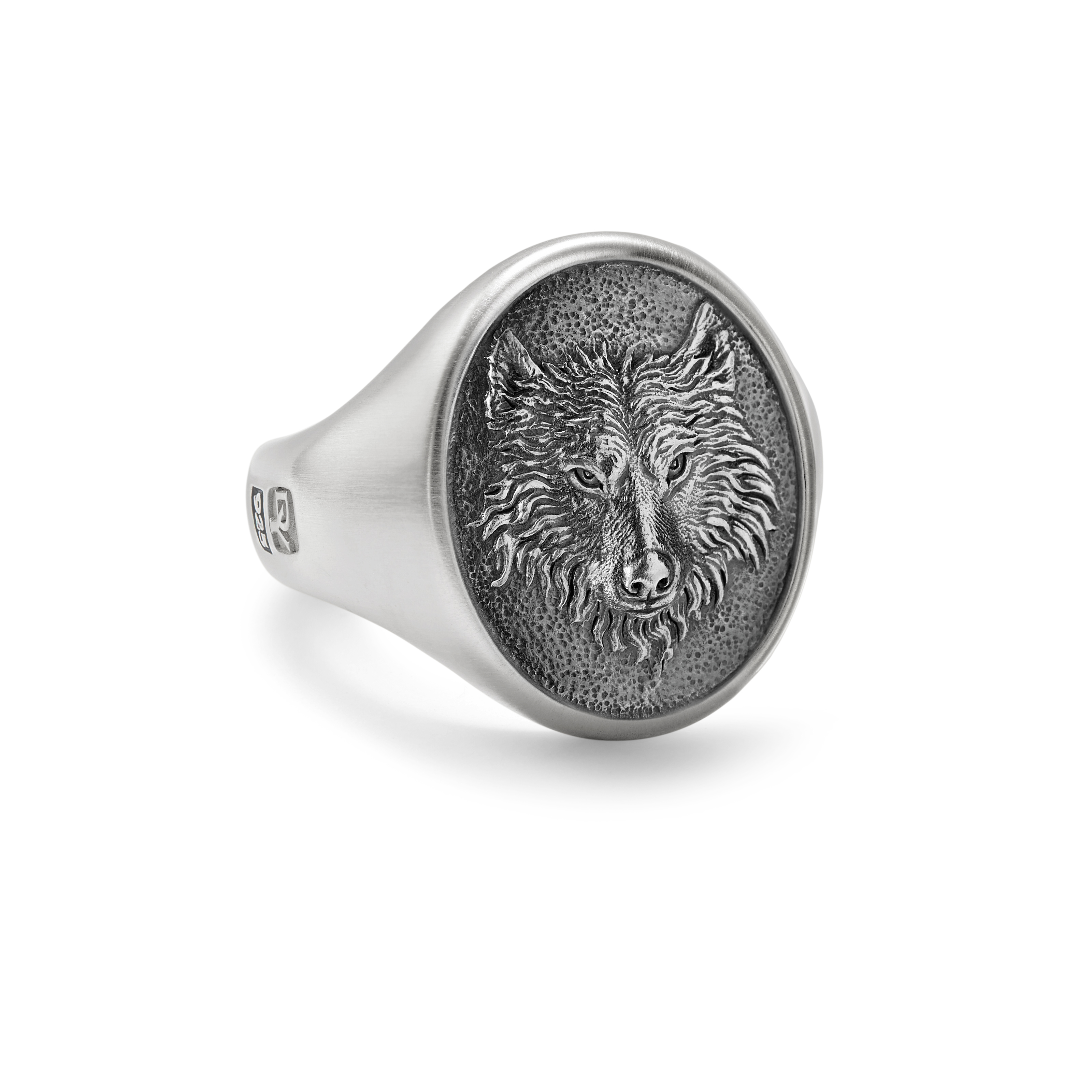 Petrvs® Wolf Signet Ring in Sterling Silver, 21.5mm Petrvs® Wolf Signet Ring in Sterling Silver, 21.5mm
