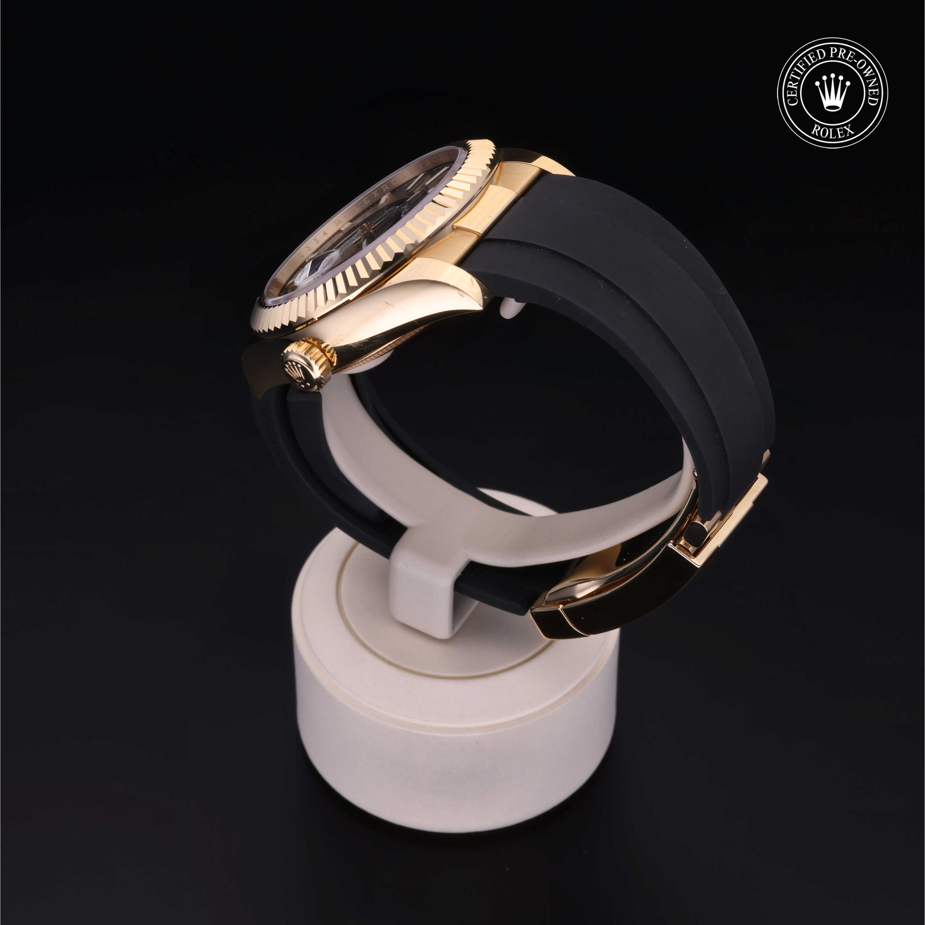 Rolex Sky-Dweller in Gold 18 Carat Yellow M326238-0009 at Alson Jewelers