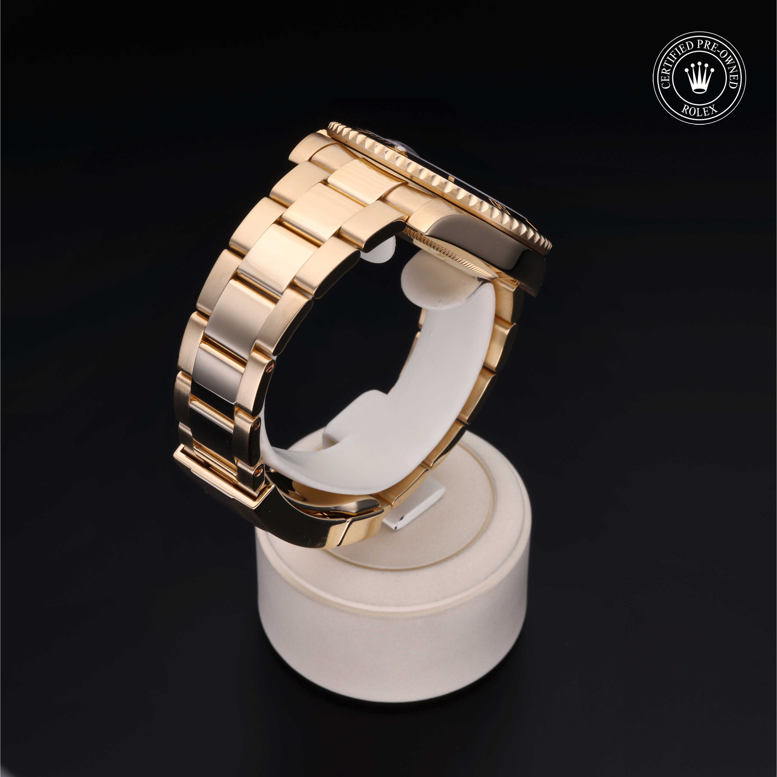 Rolex Submariner in Gold 18 Carat Yellow M116618LN-0001 at Alson Jewelers