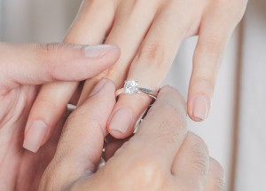 How To Buy An Engagement Ring